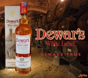 Dewar's White Label Blended Scotch Whisky 700ml