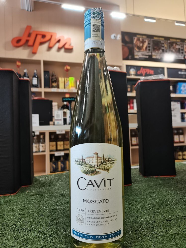 Cavit Moscato IGT 750ml - Image 2