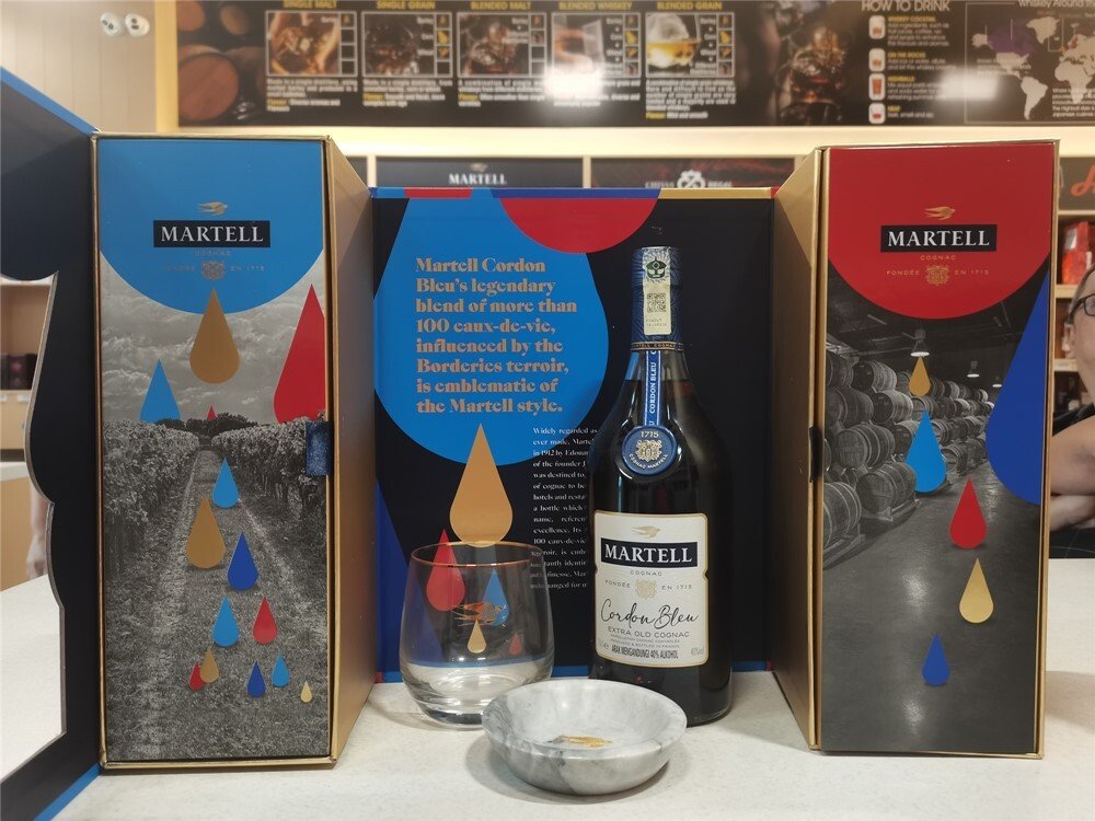 Martell Cordon Bleu Cognac Gift Set 2023 - Image 2