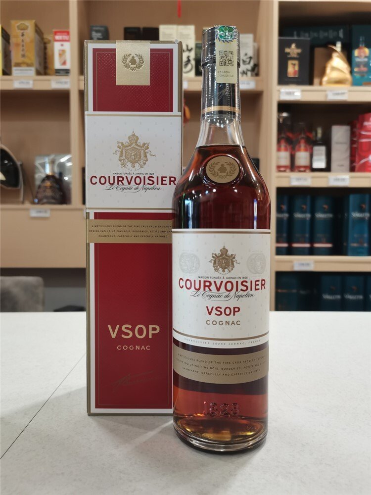 Courvoisier VSOP 700ml - Image 2
