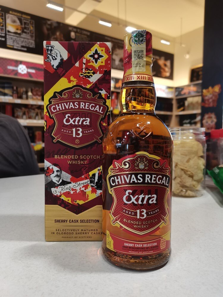 Chivas Extra 13 Sherry Cask Selection Blended Scotch Whisky 700ml - Image 2