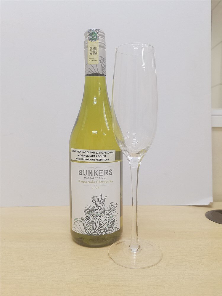 Bunkers Chardonnay 750ml - Image 2