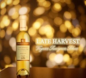 Luis Felipe Edwards Reserva Late Harvest Viognier Sauvignon Blanc 375ml